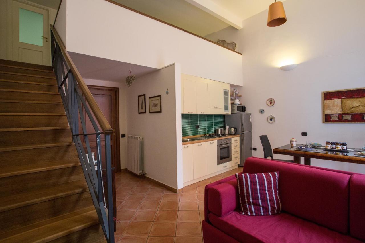 נאפולי San Gregorio Luxury Apartments מראה חיצוני תמונה