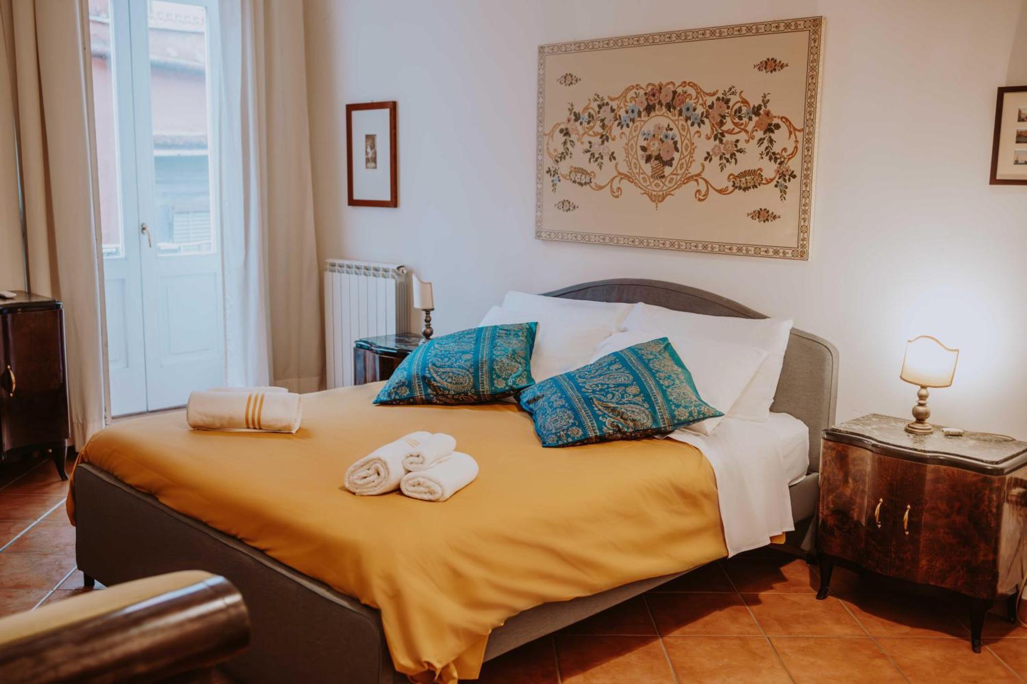 נאפולי San Gregorio Luxury Apartments מראה חיצוני תמונה
